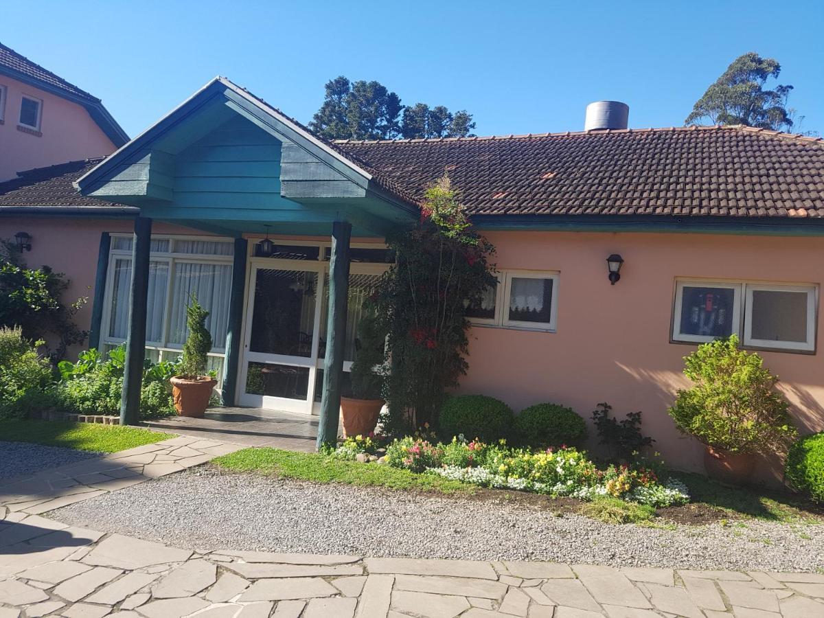 Confortavel Apartamento Proximo Ao Lago Negro Apartment Gramado Bagian luar foto