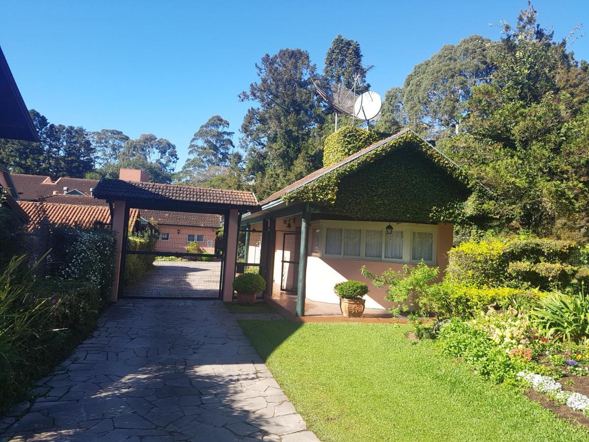 Confortavel Apartamento Proximo Ao Lago Negro Apartment Gramado Bagian luar foto